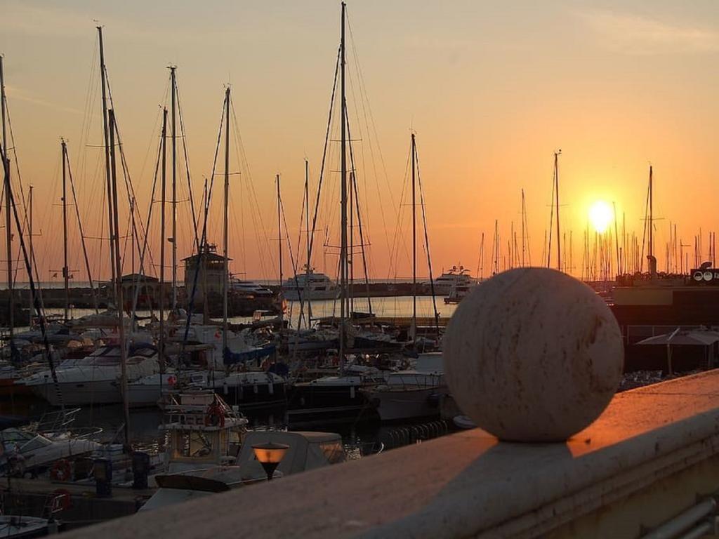 Ferienwohnung Il Sole Di Ostia Exterior foto